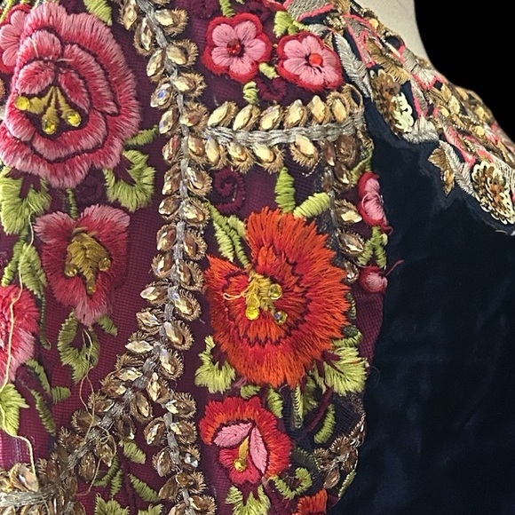 Raspberry Long Anarkali Dress with Floral Aari Embroidery and Velvet Bustier - Picture 11 of 12